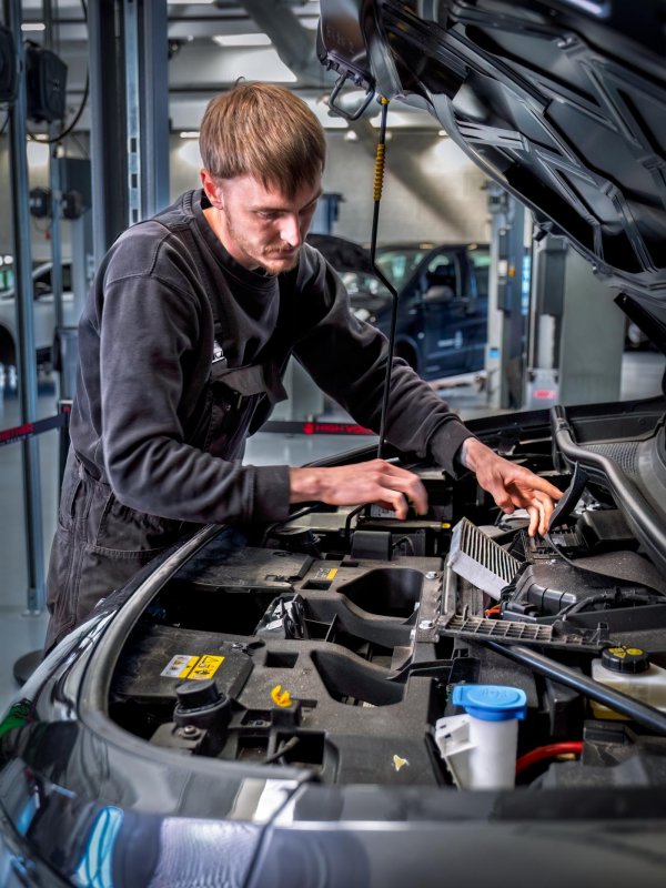 BoschCarService_Ketner-6 BoschCarService_Ketner-6